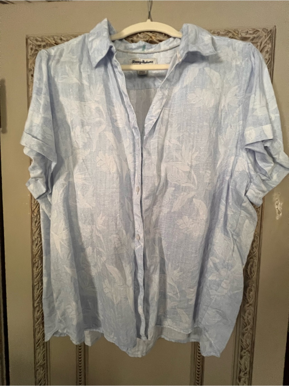 Tommy Bahama Light Blue Short-Sleeve Button-Down with Subtle Floral Print
